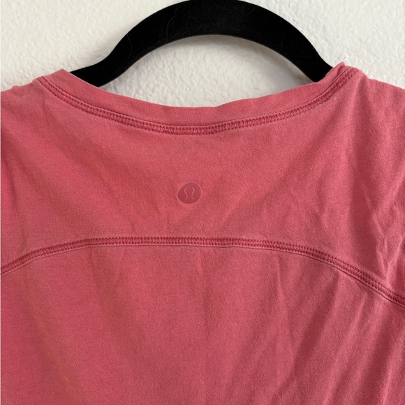 Lululemon Loose Knotted Tank Top - Picture 5 of 5